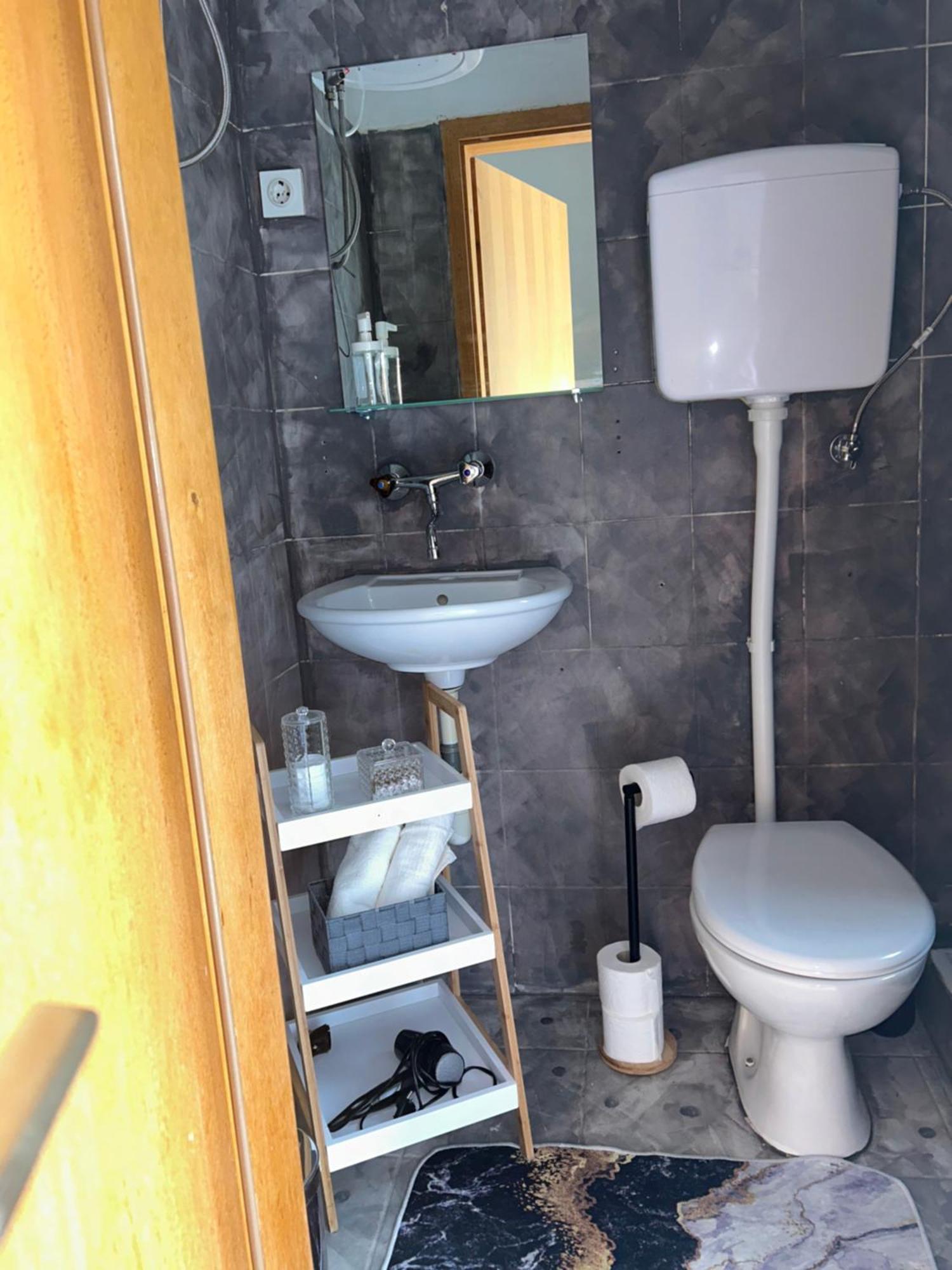 Soba Za Odmor P&E Hotel Kastel Stafilic ภายนอก รูปภาพ